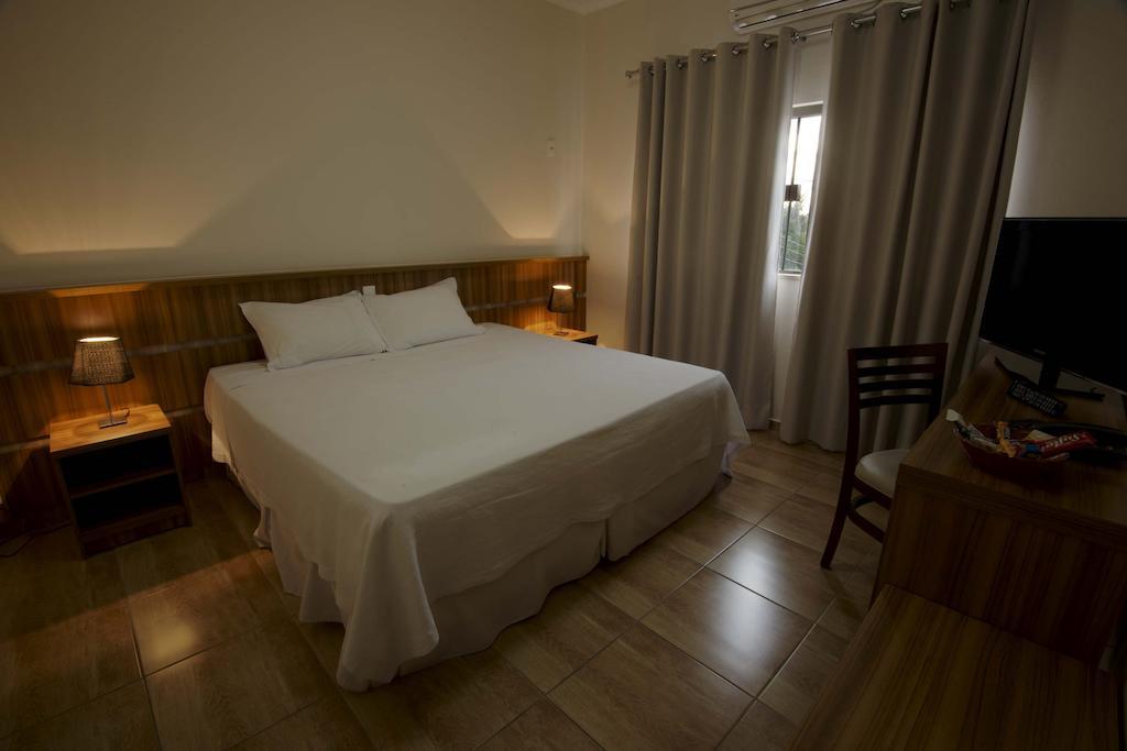 Grand Enio Hotel E Cantina فارغينيا المظهر الخارجي الصورة
