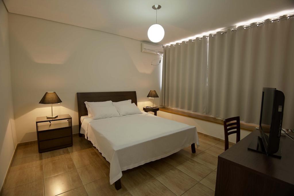 Grand Enio Hotel E Cantina فارغينيا الغرفة الصورة